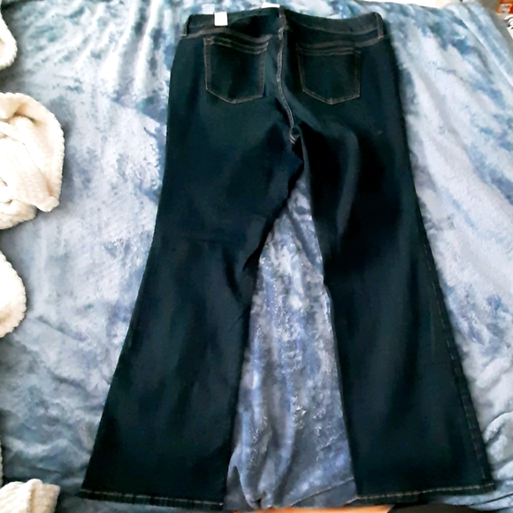 - Torrid relaxed boot cut sz 18 reg navy bl…